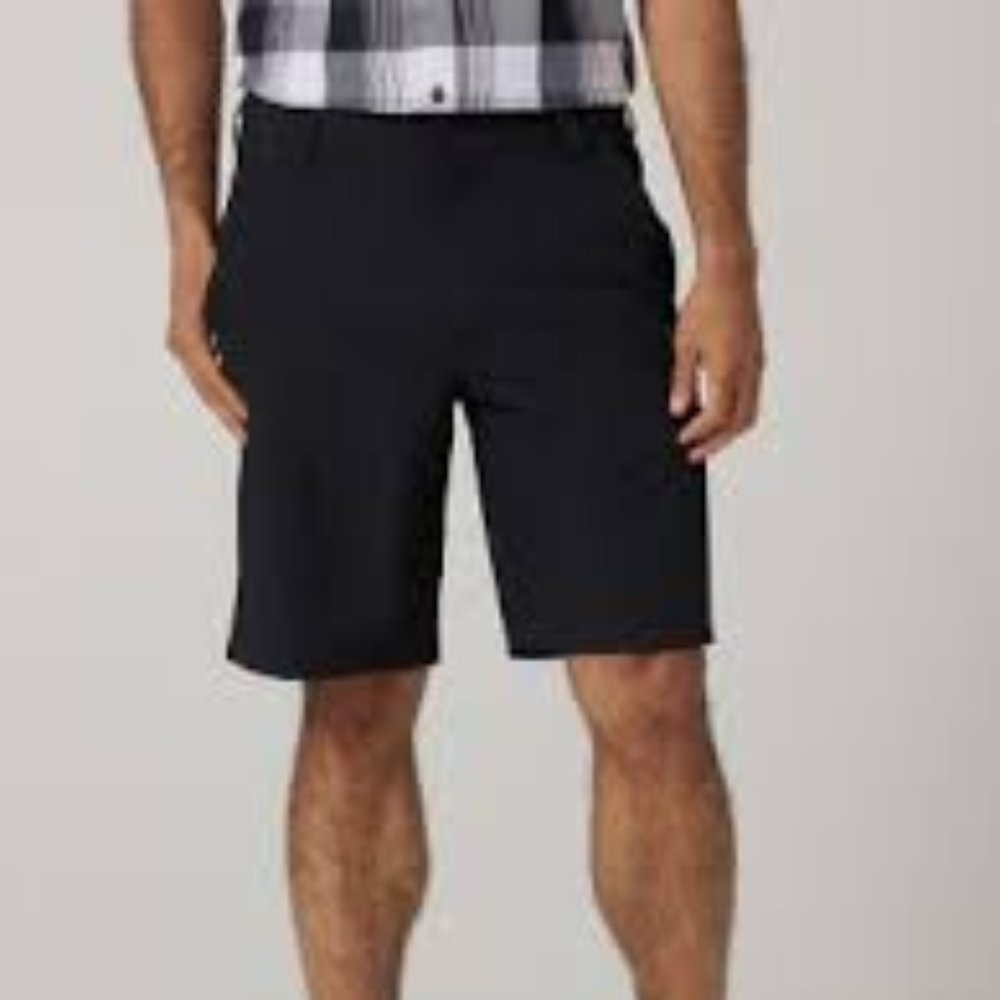 Wrangler Men's Multi-Pocket Cargo Outdoor Hiking Elastic Waist Shorts Size 38